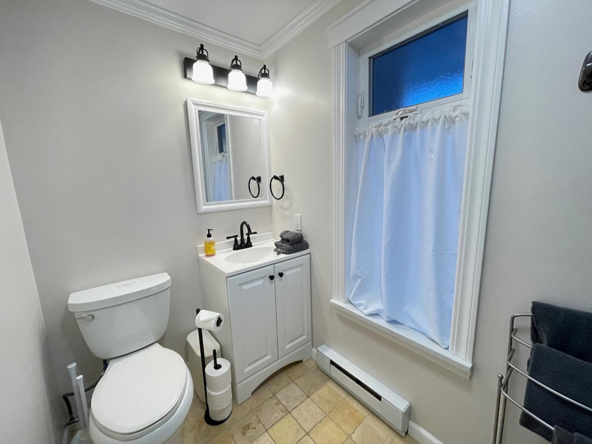Puget Sound Chic Romantic Cottage With Private Beach Access & Gated Entry Port Ludlow Εξωτερικό φωτογραφία